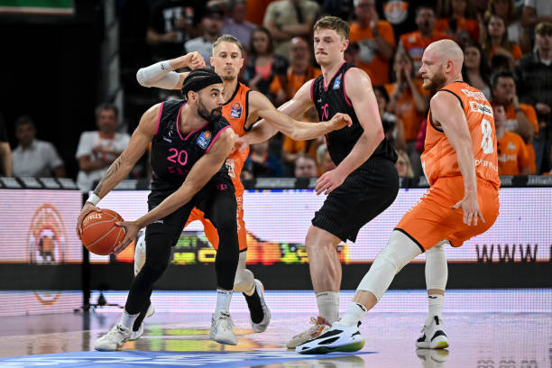 国际赛场崭 国际赛场崭