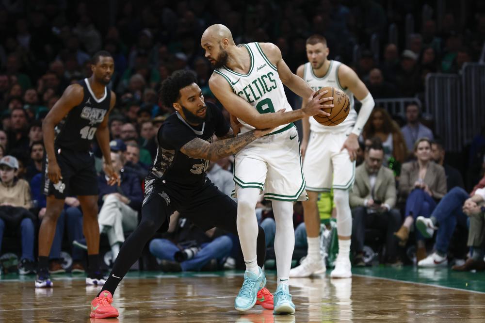 球队逐渐转 球队逐渐转