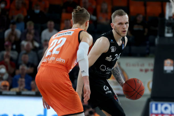 实力对决 实力对决